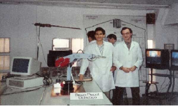 Premio Don Bosco. Brazo robot 1990